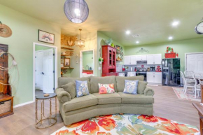 4 Mi to Lazy E Arena Horse Lovers Haven with Grill